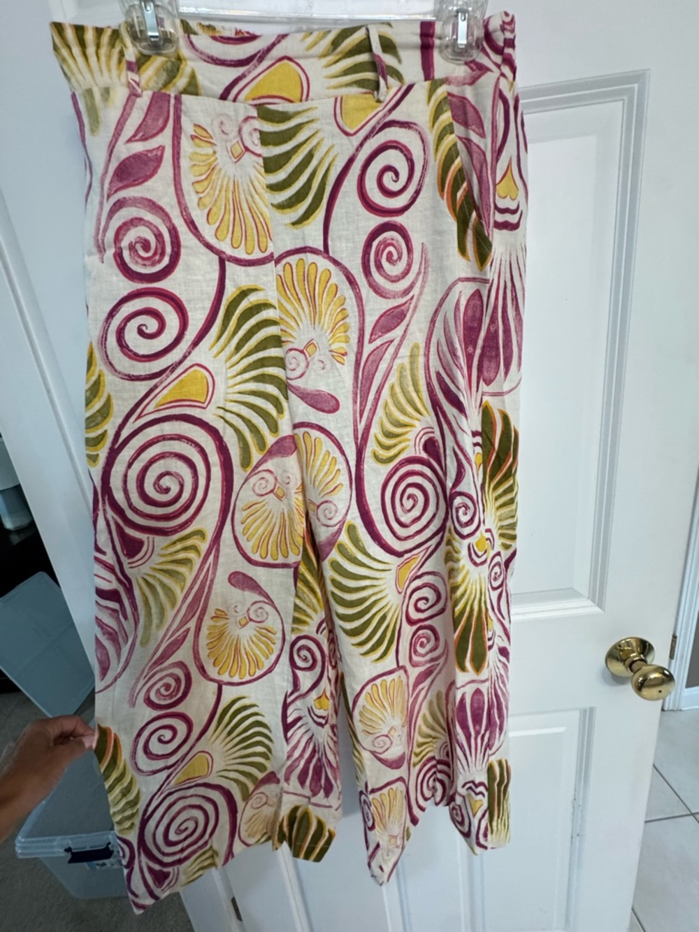 Christian Siriano Yellow, Olive & Cream Swirl Textile cropped style pant